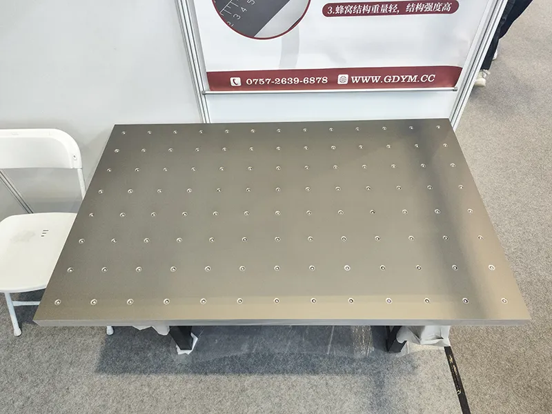 Mesa de flotación y sujeción por vacío