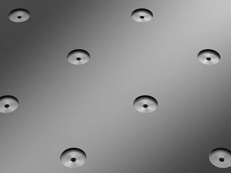 Agujeros grandes y pequeños (concéntricos)