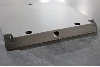 Mesa de vacío sólida y compacta